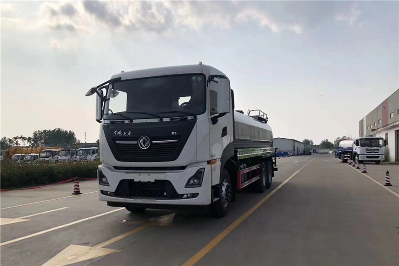 東風(fēng)天龍后八輪20噸噴霧車，國六綠化噴灑車